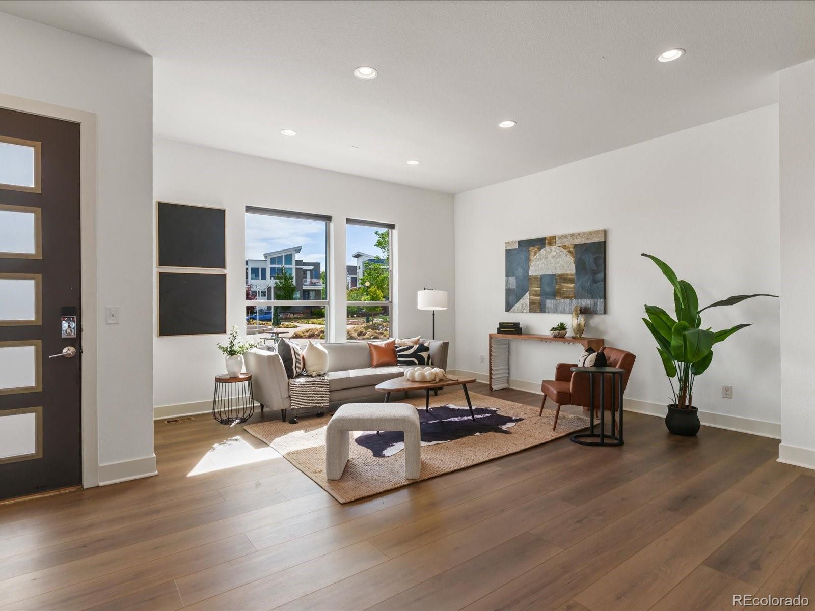 MLS Image #3 for 5547  valentia street,denver, Colorado