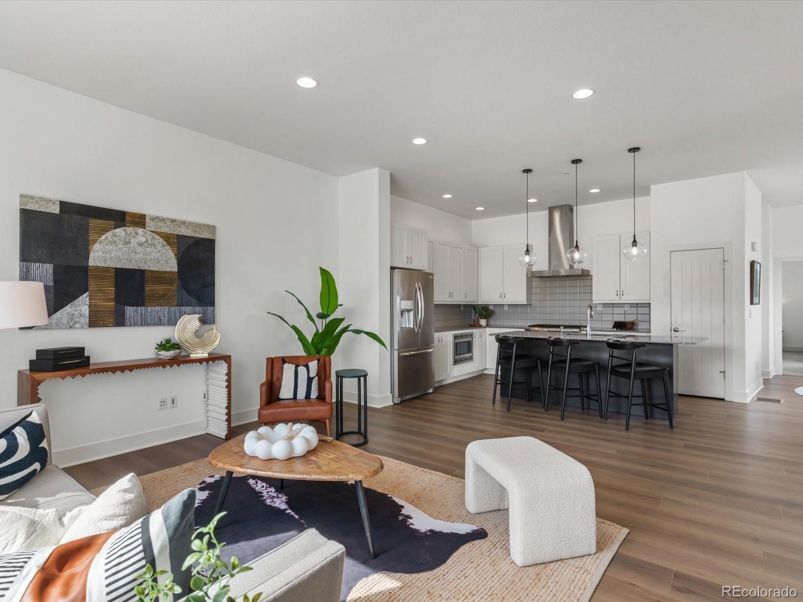 MLS Image #8 for 5547  valentia street,denver, Colorado