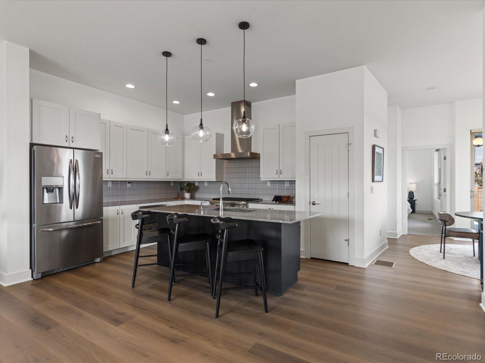 MLS Image #9 for 5547  valentia street,denver, Colorado