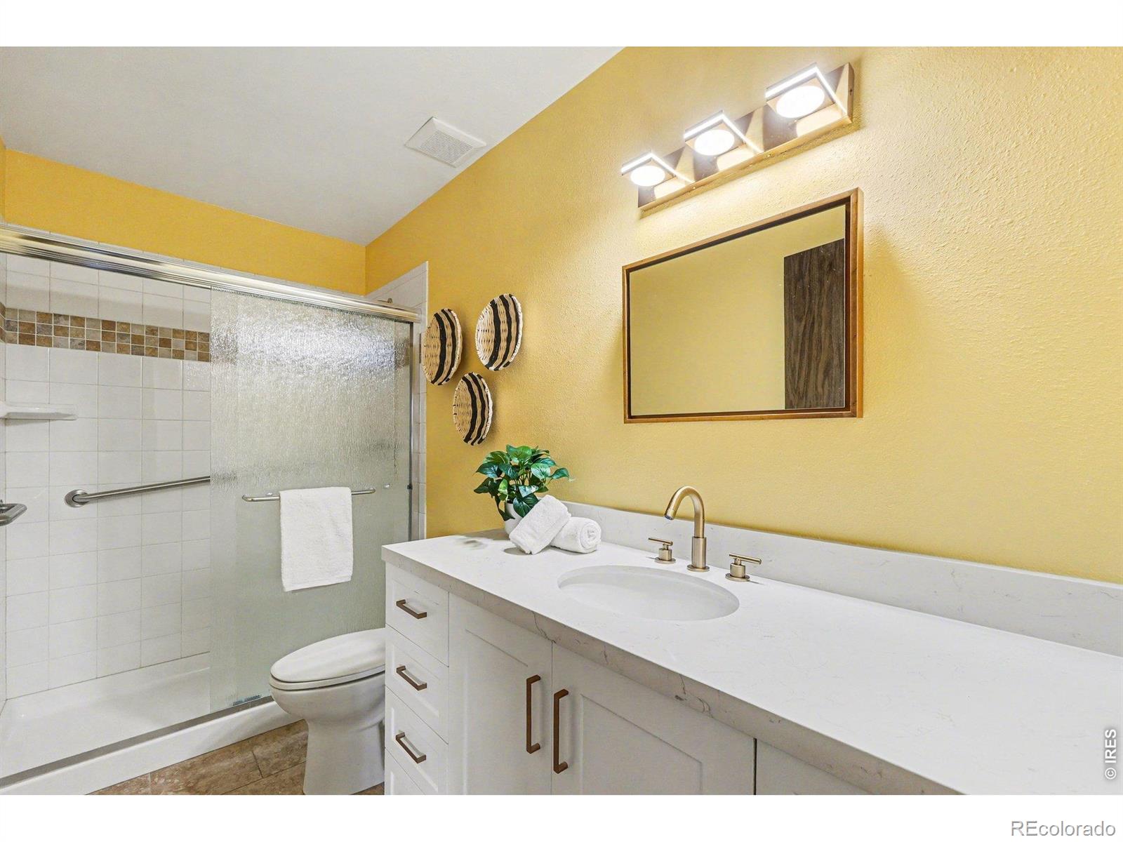 MLS Image #14 for 23  scott drive,broomfield, Colorado
