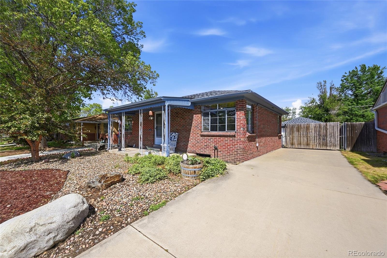 MLS Image #2 for 332 s leyden street,denver, Colorado