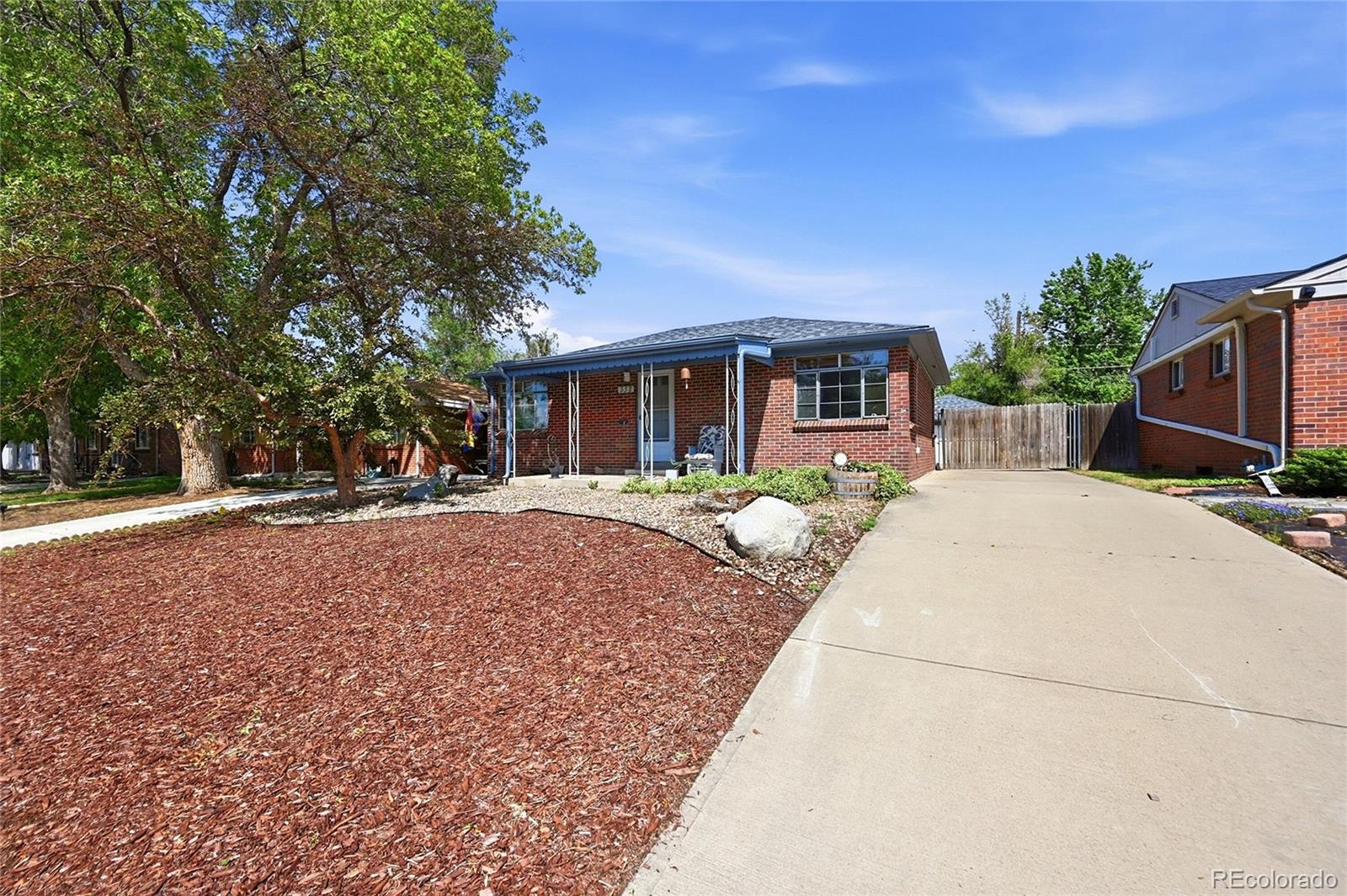 MLS Image #3 for 332 s leyden street,denver, Colorado