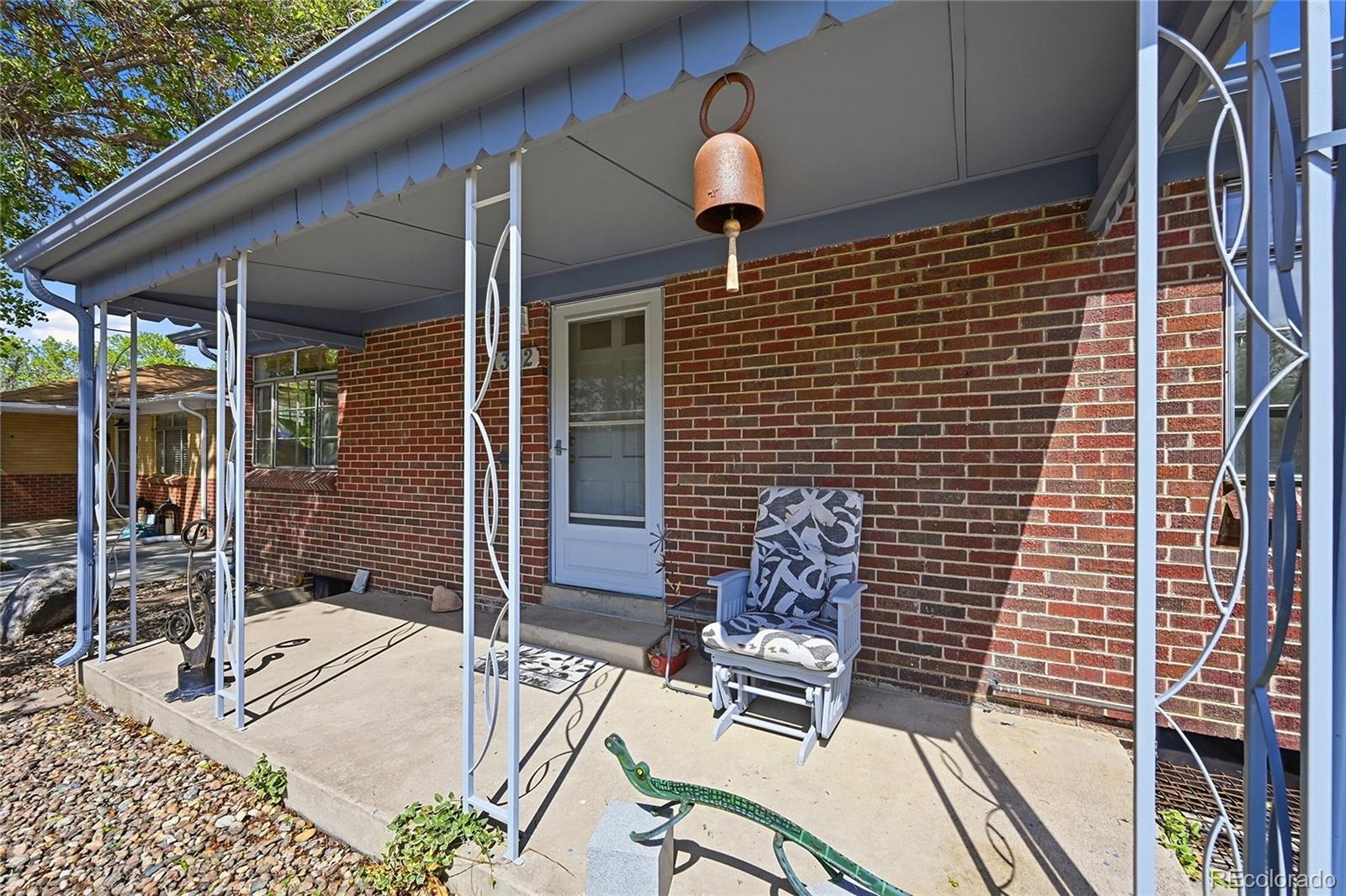 MLS Image #4 for 332 s leyden street,denver, Colorado