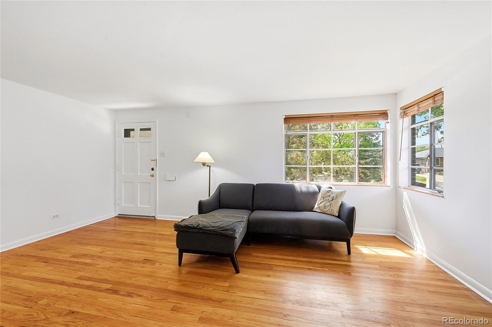 MLS Image #7 for 332 s leyden street,denver, Colorado