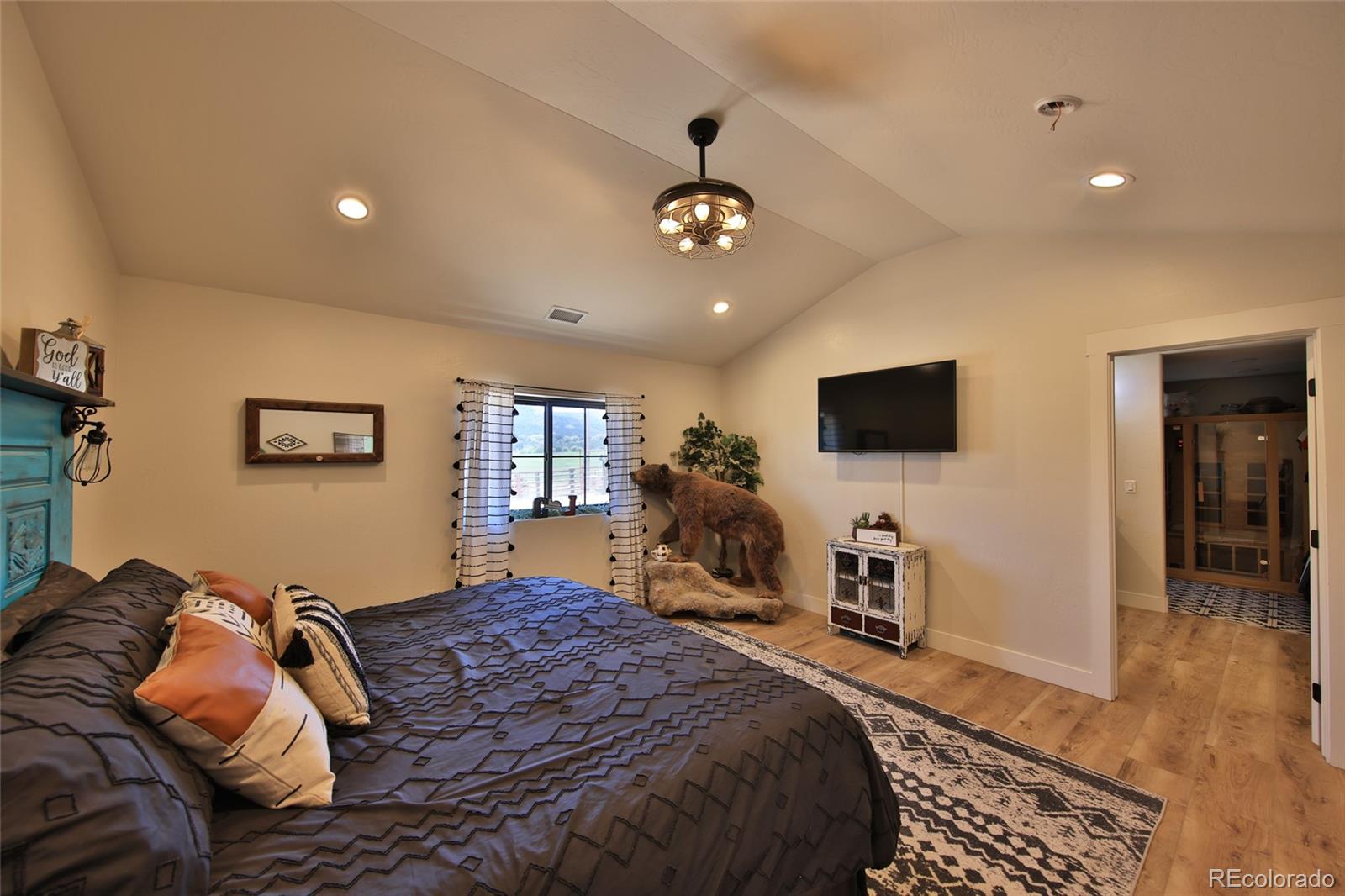 MLS Image #14 for 58749  oe road,collbran, Colorado