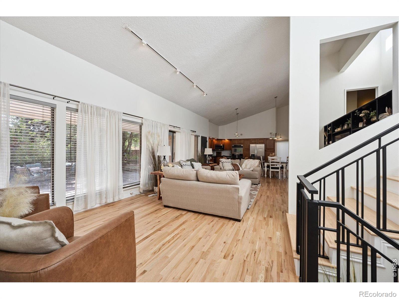 MLS Image #5 for 2276 s dayton street,denver, Colorado