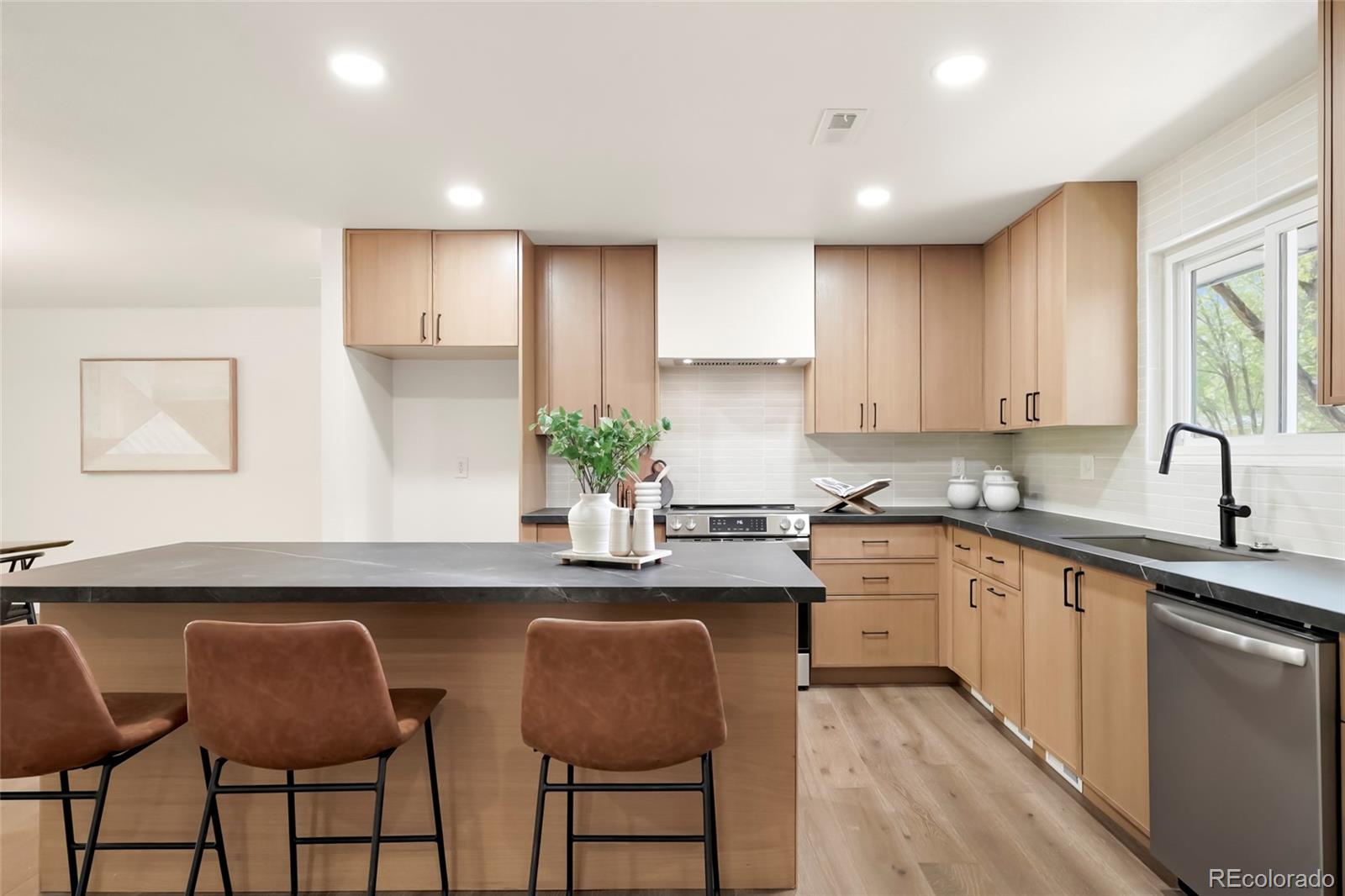 MLS Image #3 for 3352  vivian drive,wheat ridge, Colorado