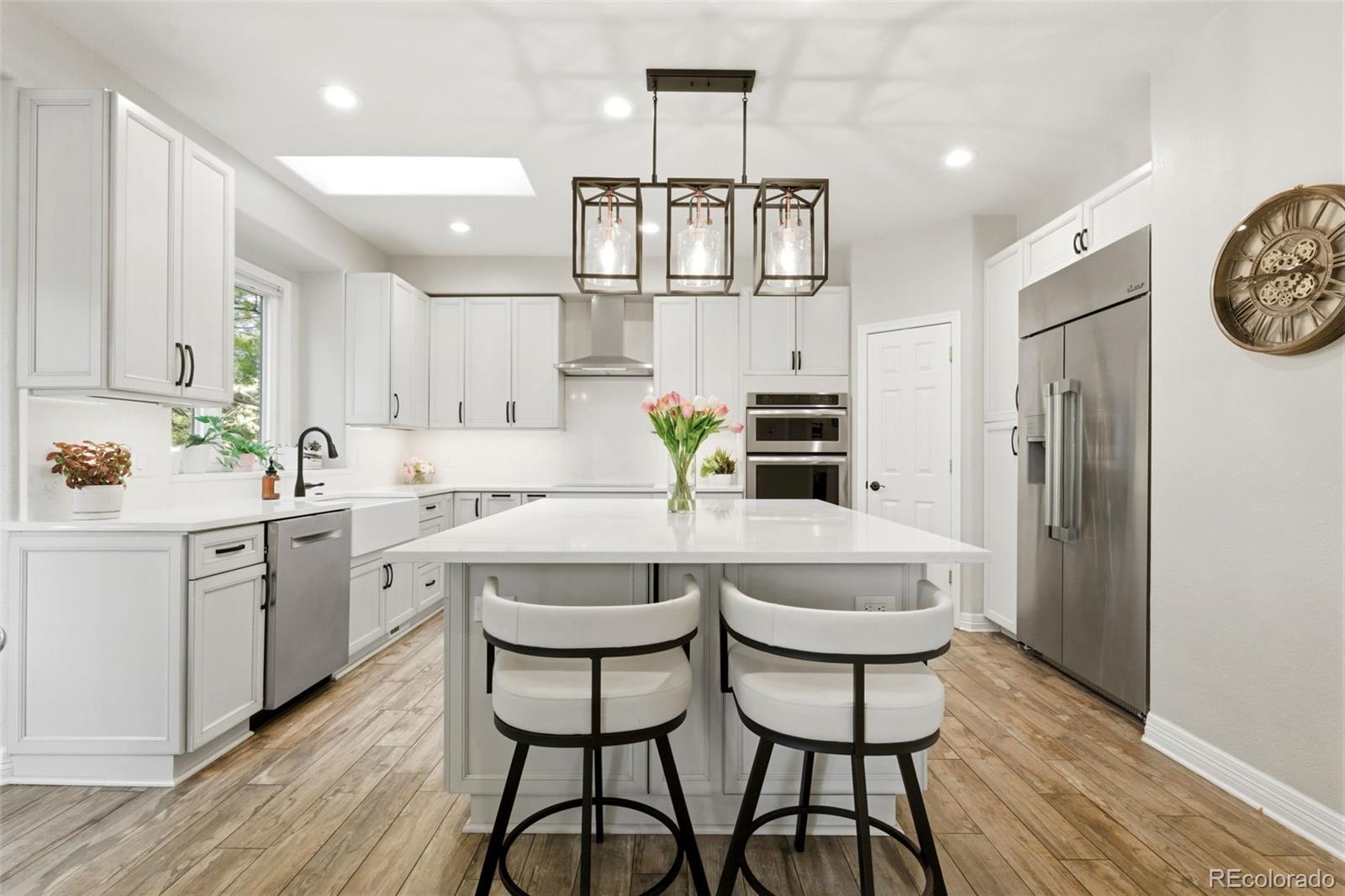 MLS Image #10 for 11372 e ida court,englewood, Colorado