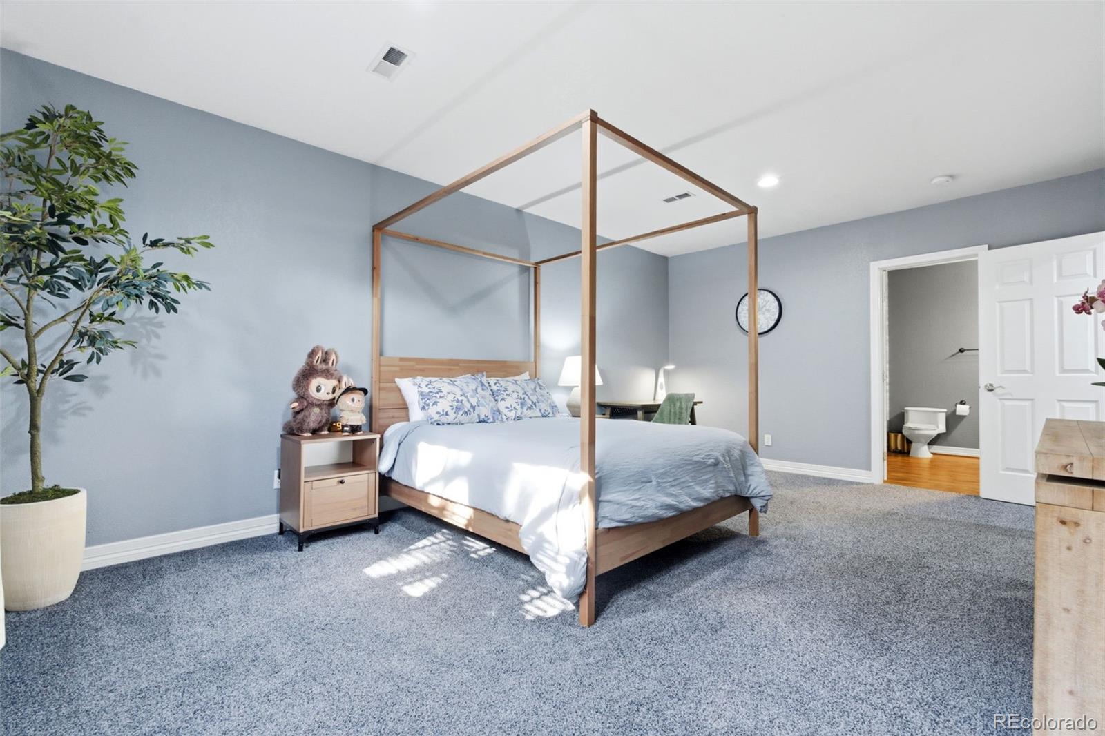 MLS Image #32 for 11372 e ida court,englewood, Colorado