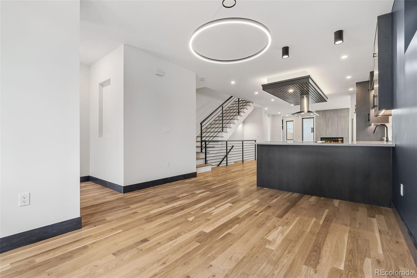 MLS Image #4 for 3207 s sherman street,englewood, Colorado