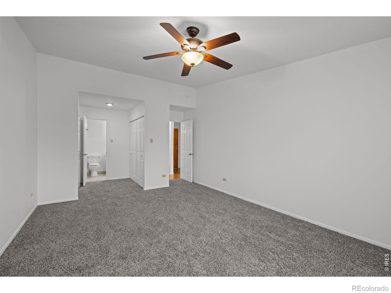 MLS Image #14 for 695 s alton way,denver, Colorado