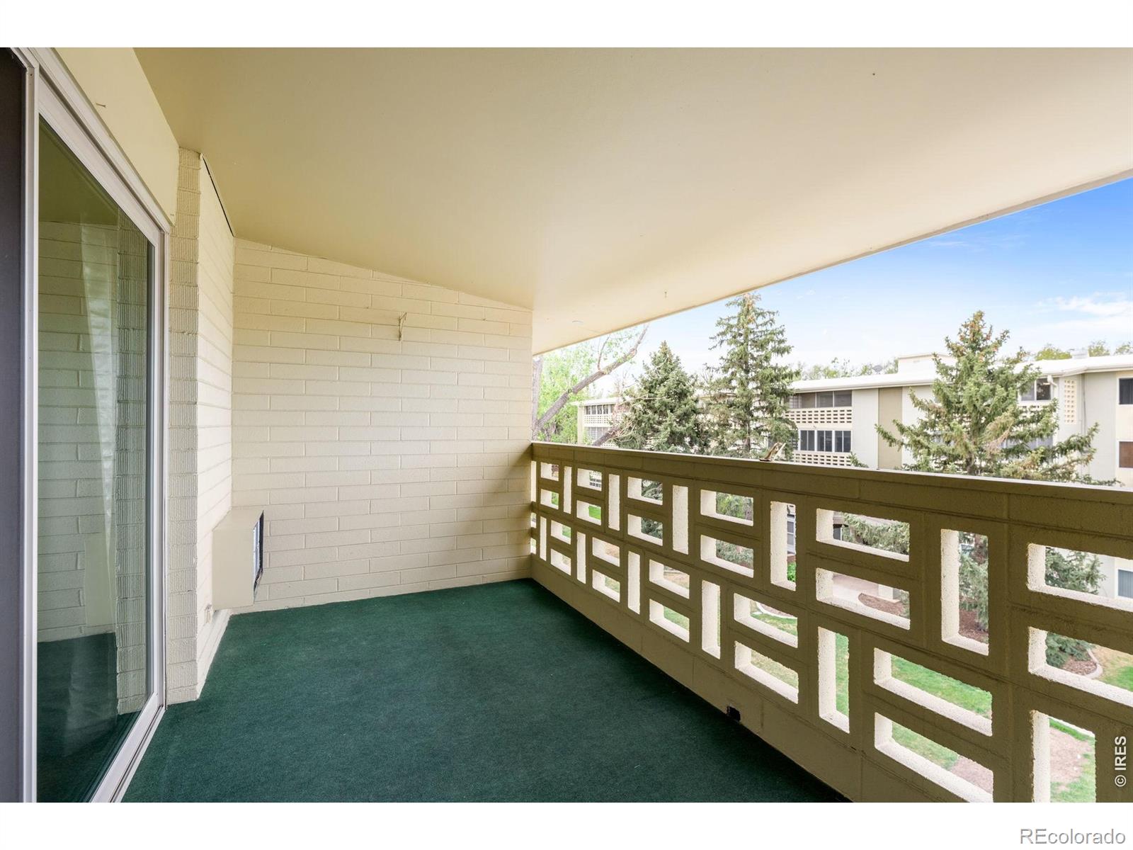 MLS Image #17 for 695 s alton way,denver, Colorado