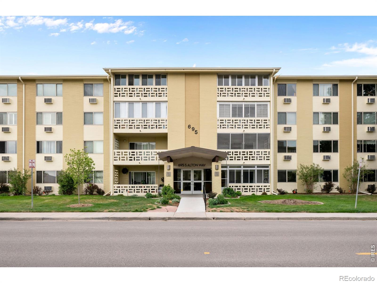 MLS Image #3 for 695 s alton way,denver, Colorado