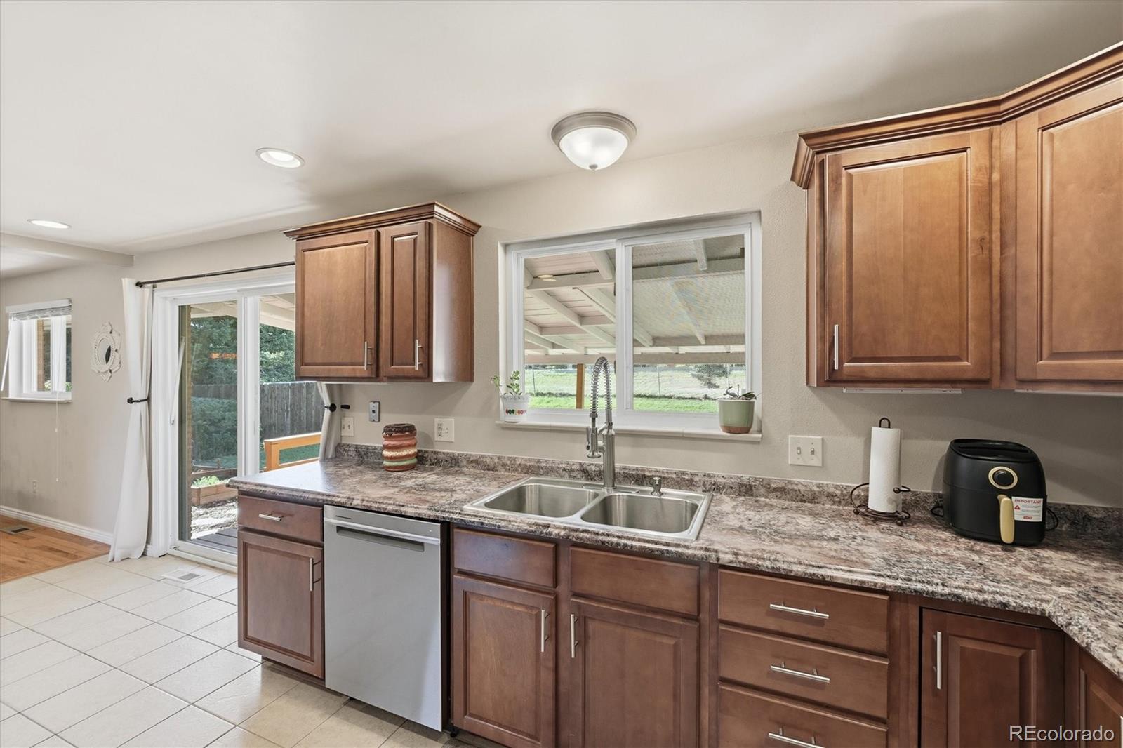 MLS Image #14 for 620 e geddes avenue,centennial, Colorado