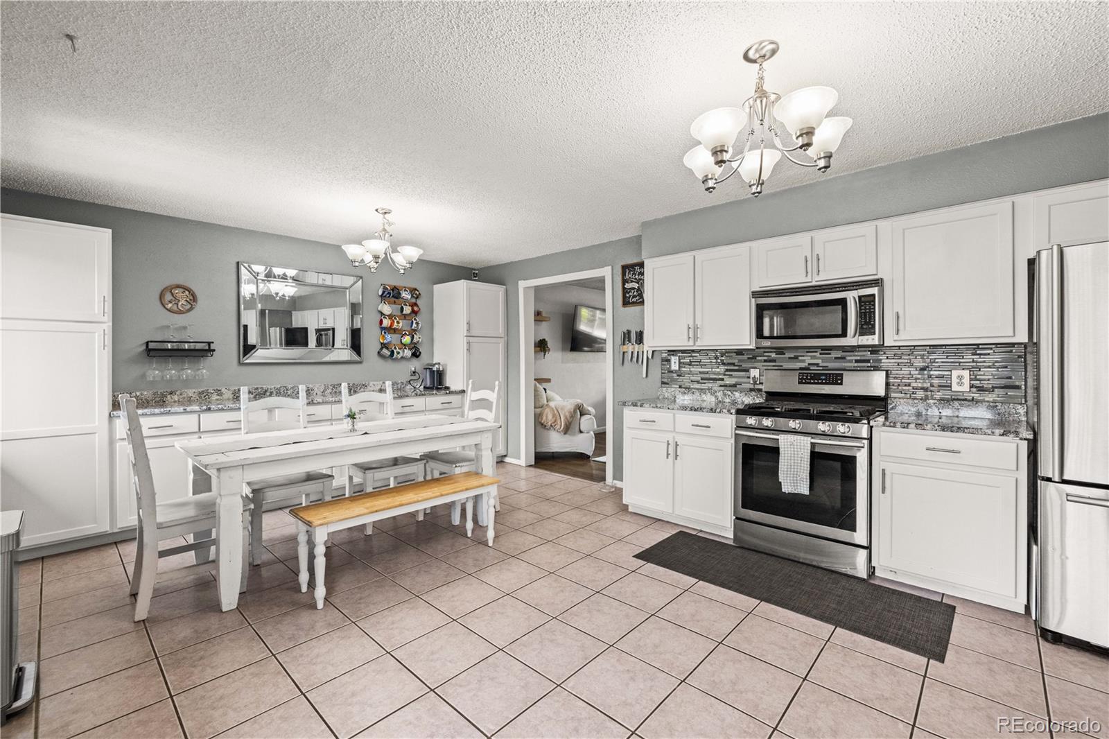 MLS Image #13 for 2951 s downing street,englewood, Colorado
