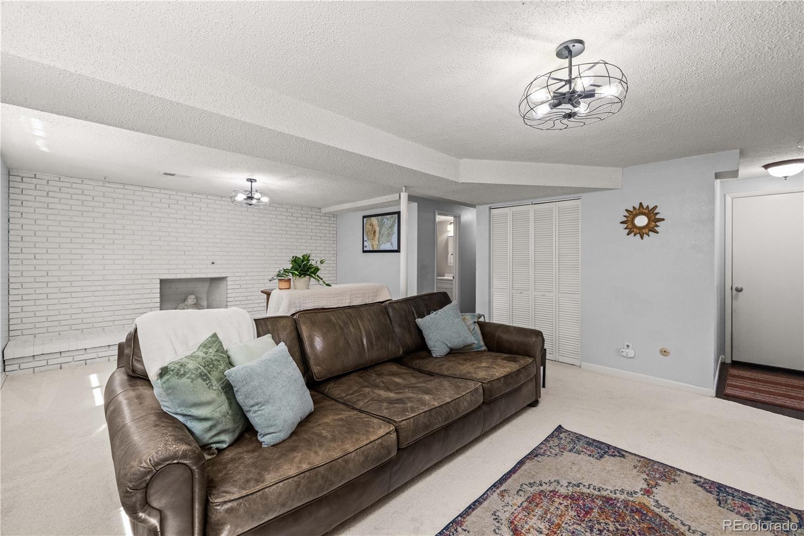 MLS Image #29 for 2951 s downing street,englewood, Colorado