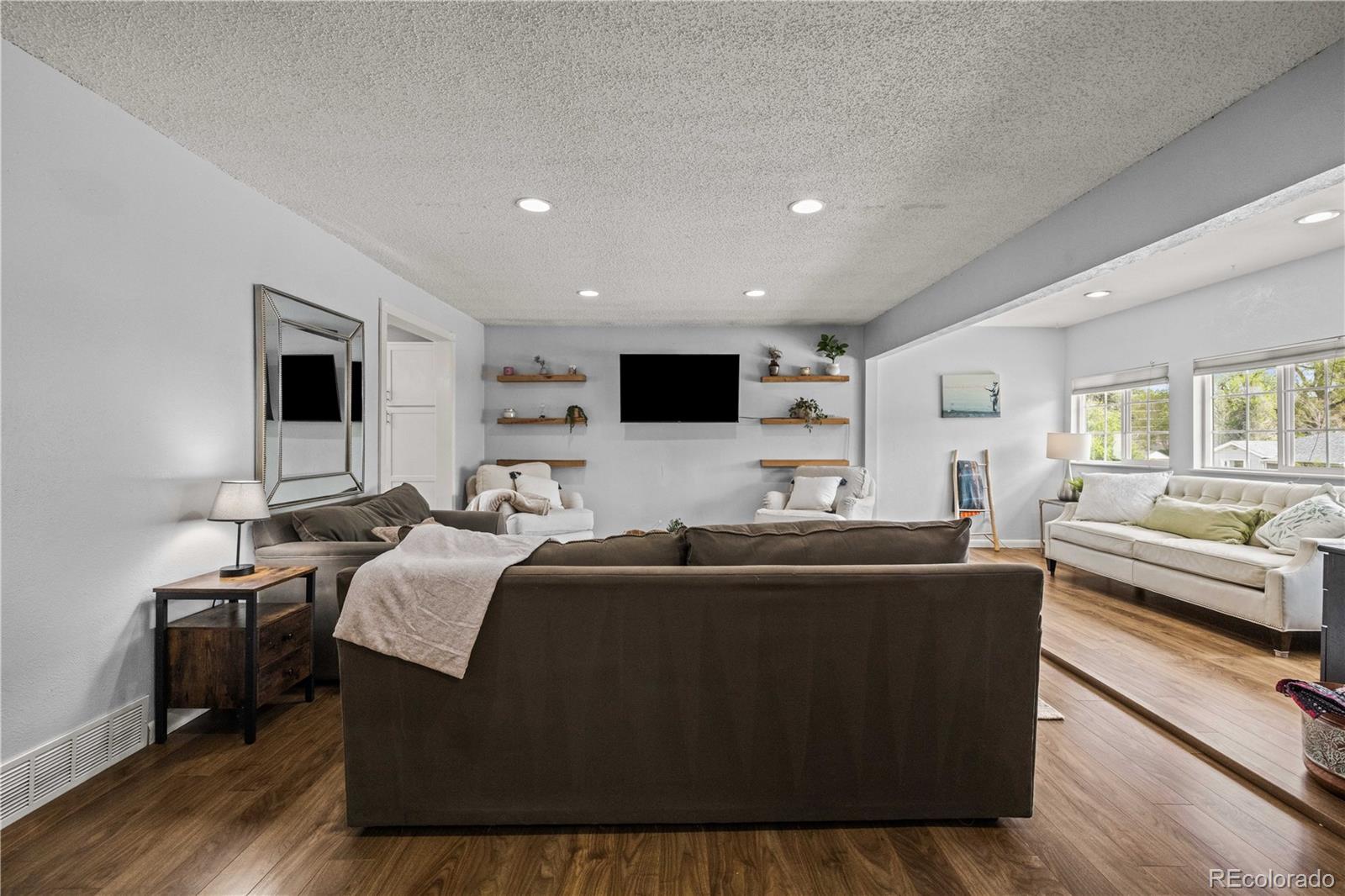MLS Image #5 for 2951 s downing street,englewood, Colorado