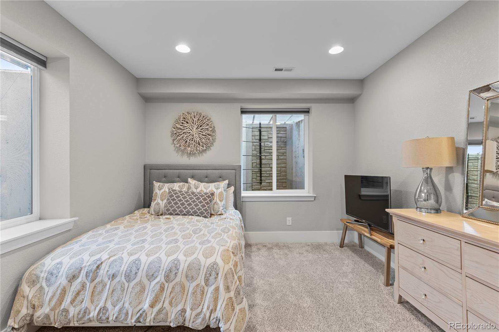 MLS Image #26 for 9846  hilberts way,littleton, Colorado