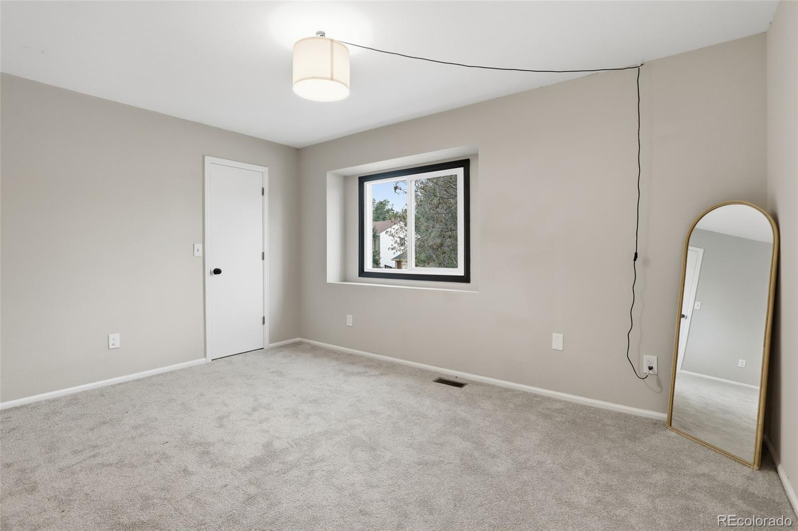 MLS Image #16 for 5716 s lisbon way,centennial, Colorado
