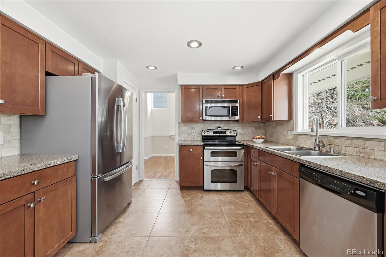 MLS Image #4 for 6081 s kearney street,centennial, Colorado