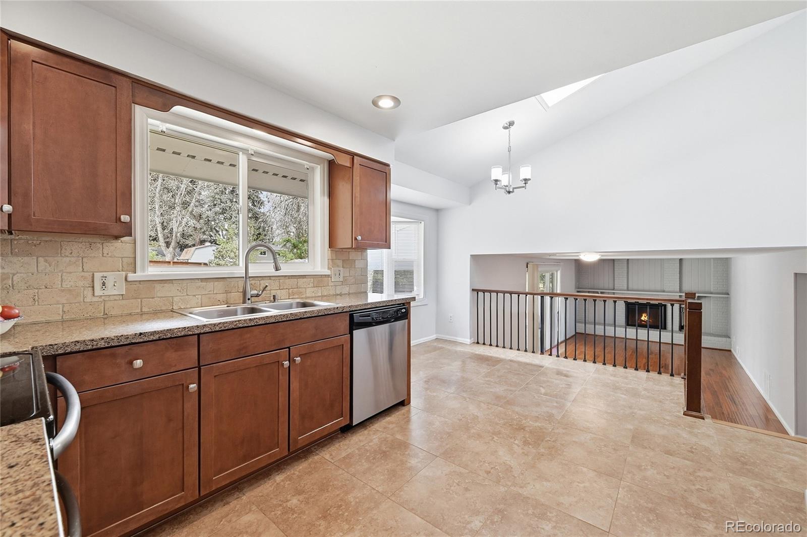 MLS Image #5 for 6081 s kearney street,centennial, Colorado