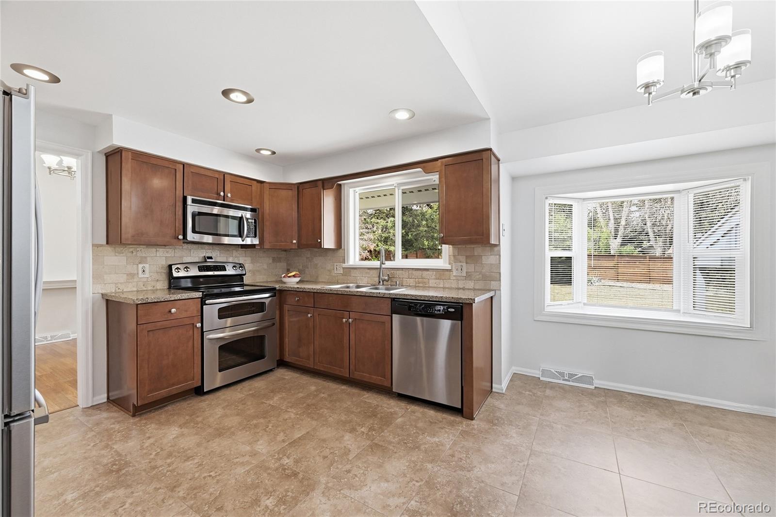 MLS Image #7 for 6081 s kearney street,centennial, Colorado