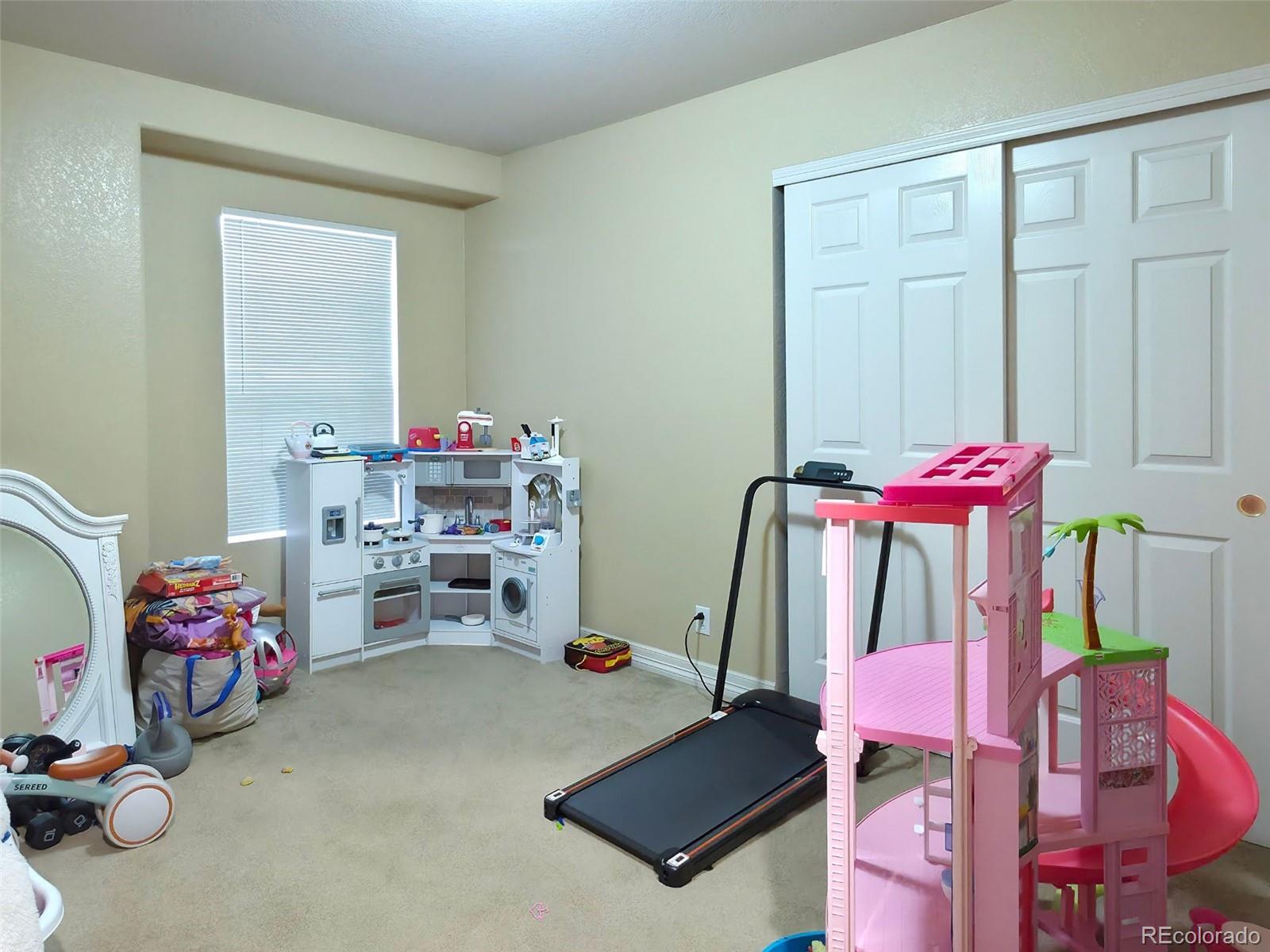 MLS Image #18 for 5560  lewiston street,denver, Colorado
