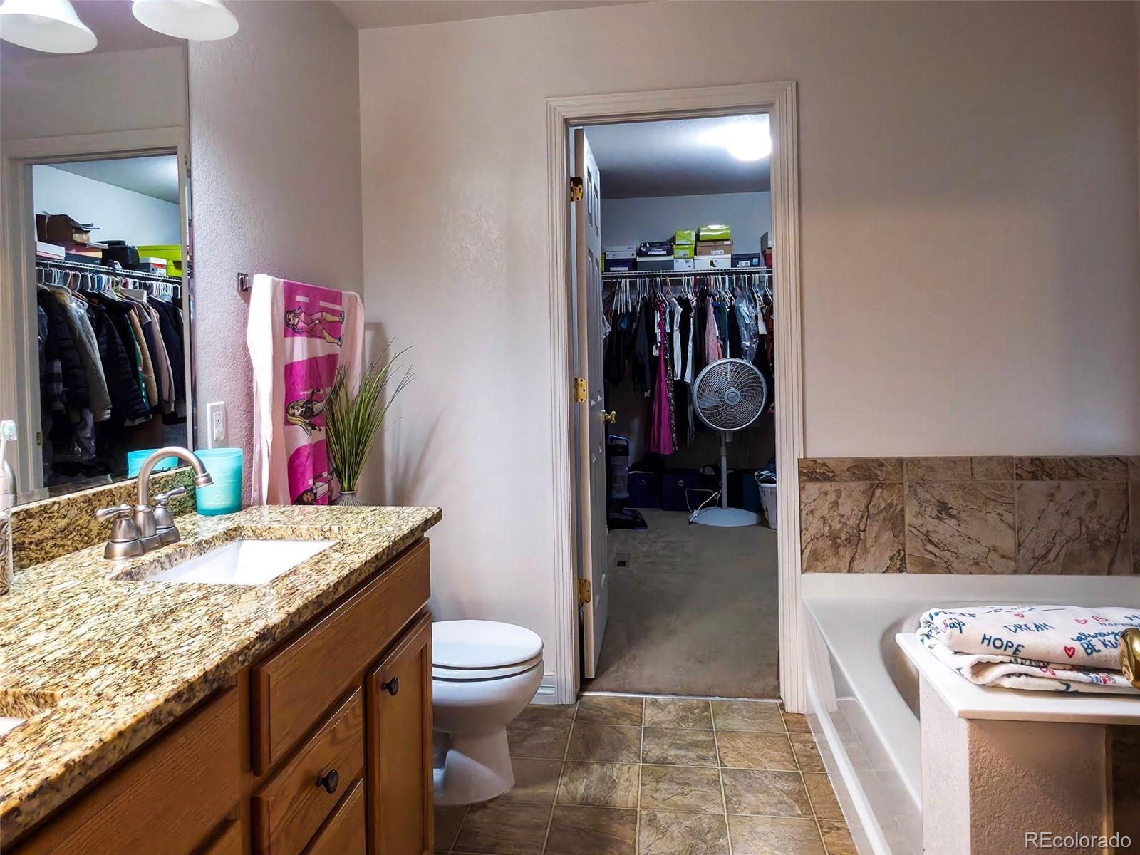 MLS Image #22 for 5560  lewiston street,denver, Colorado