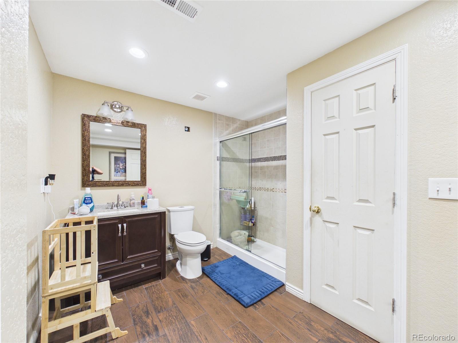 MLS Image #44 for 5560  lewiston street,denver, Colorado