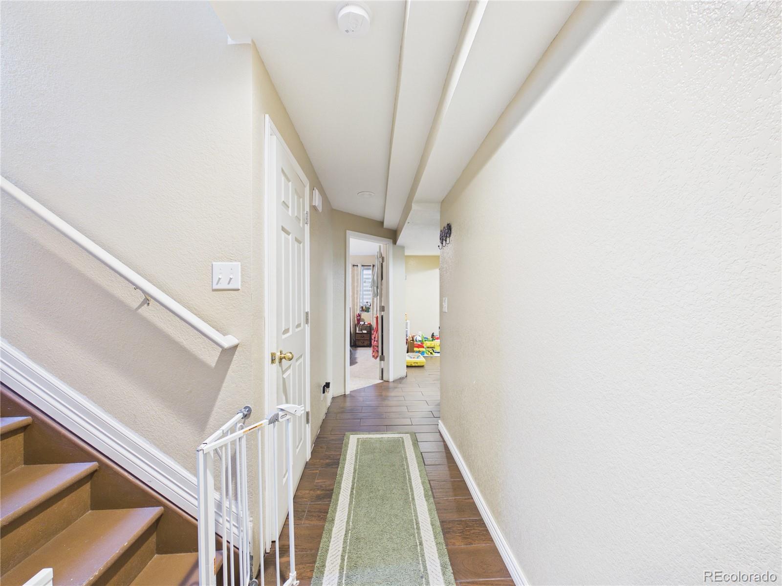 MLS Image #45 for 5560  lewiston street,denver, Colorado