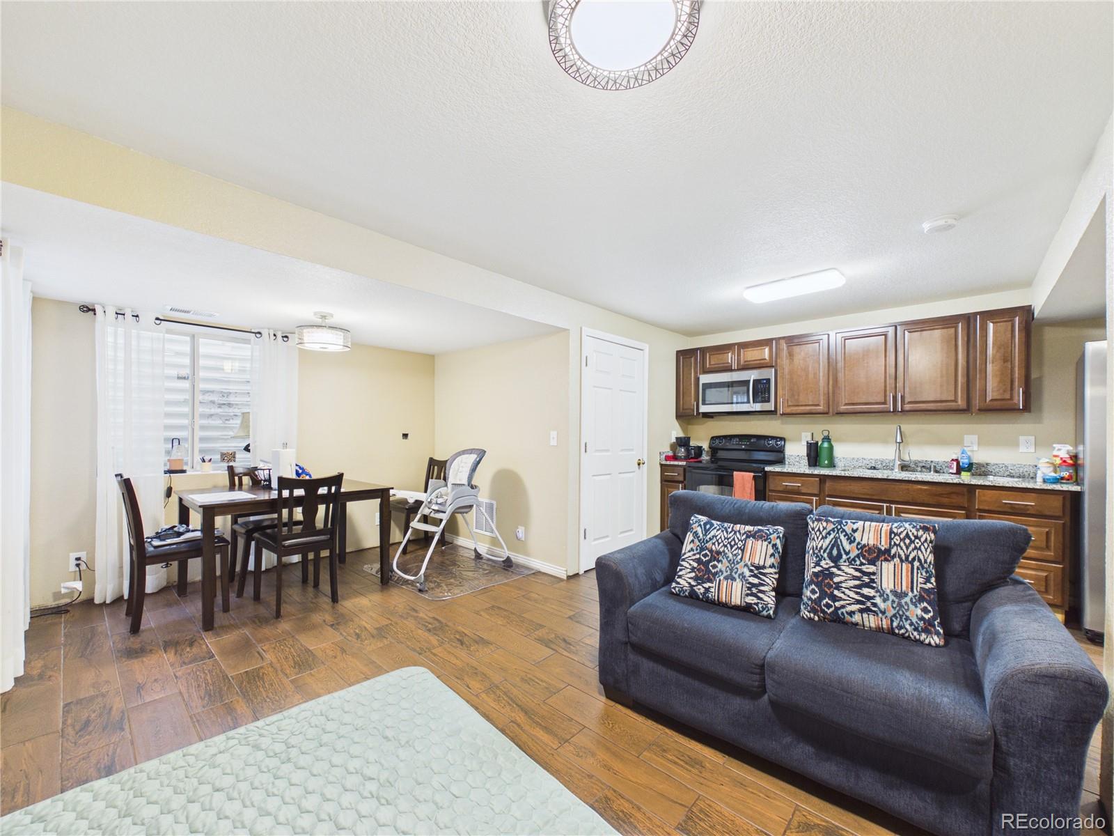 MLS Image #47 for 5560  lewiston street,denver, Colorado