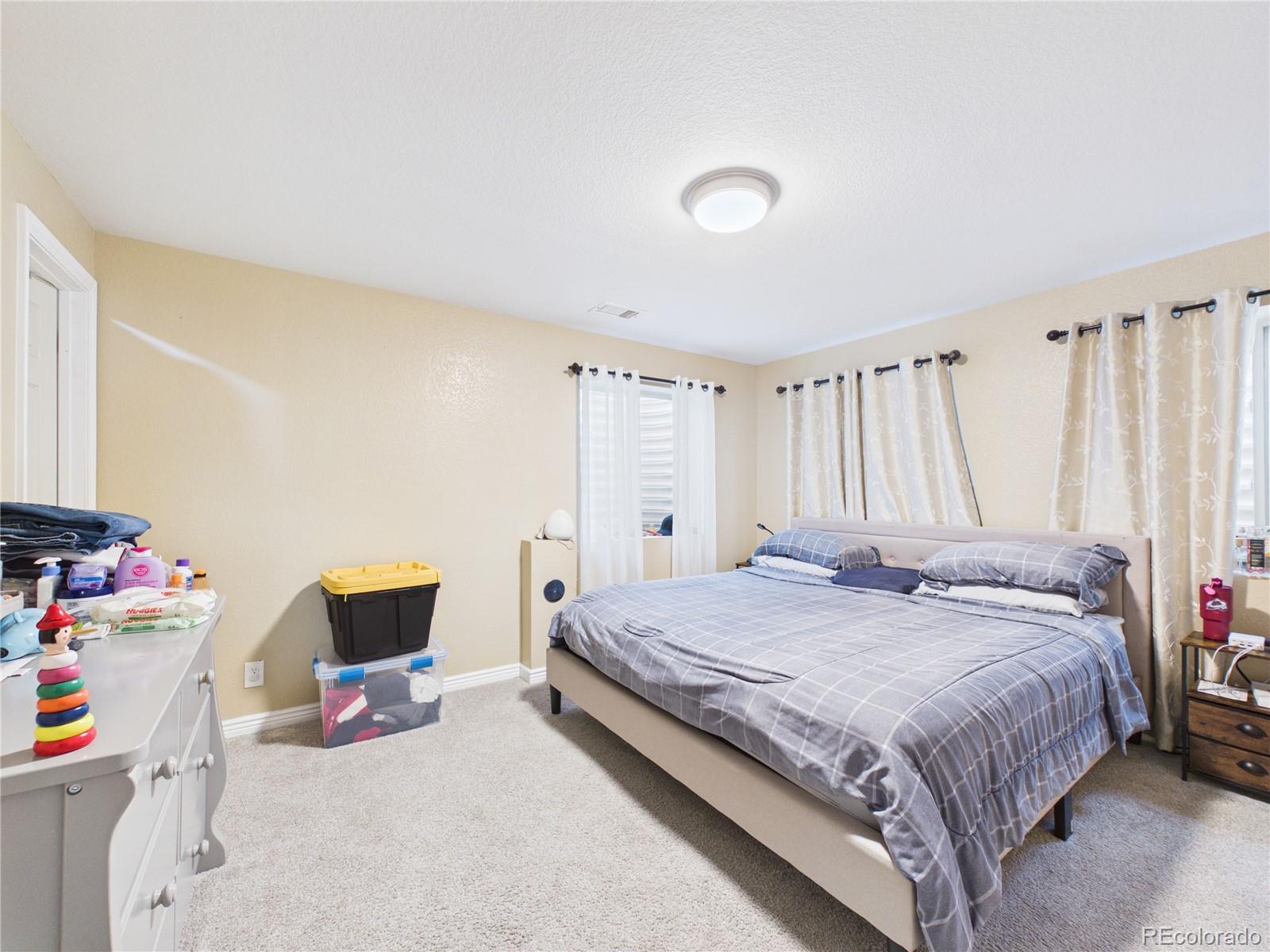 MLS Image #48 for 5560  lewiston street,denver, Colorado