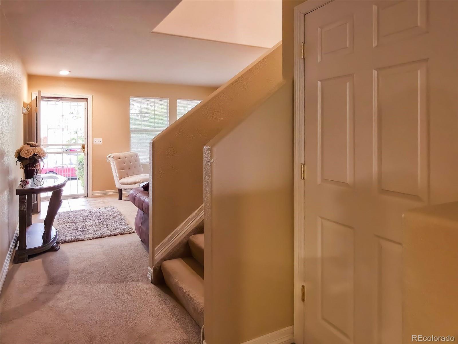 MLS Image #6 for 5560  lewiston street,denver, Colorado