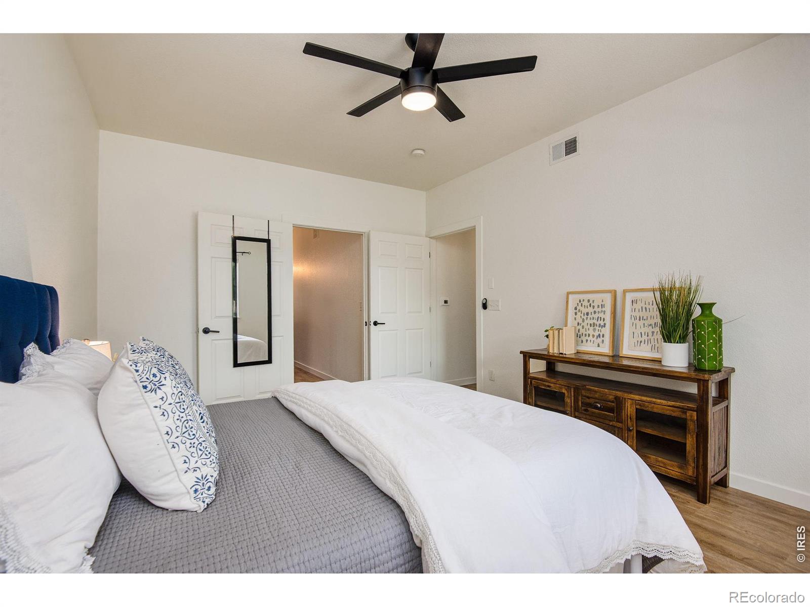 MLS Image #11 for 1907  grays peak drive,loveland, Colorado
