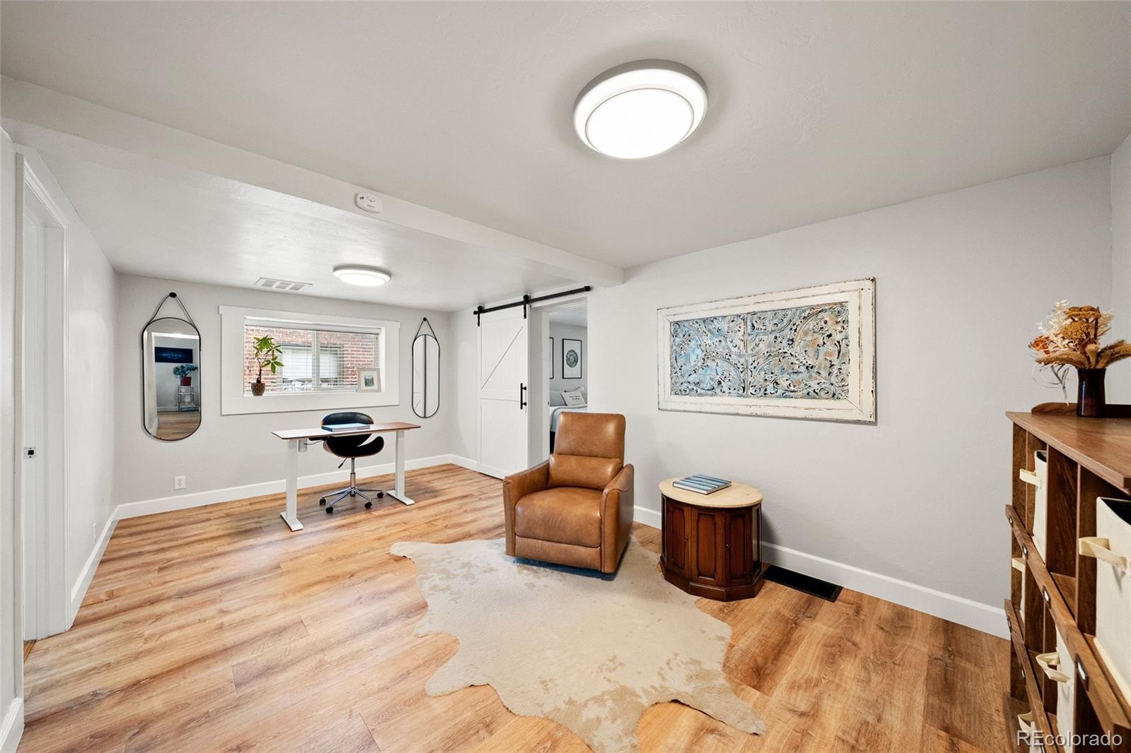 MLS Image #3 for 4676 s lincoln street,englewood, Colorado