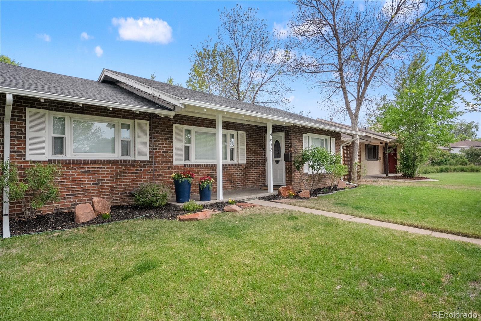 MLS Image #41 for 4676 s lincoln street,englewood, Colorado
