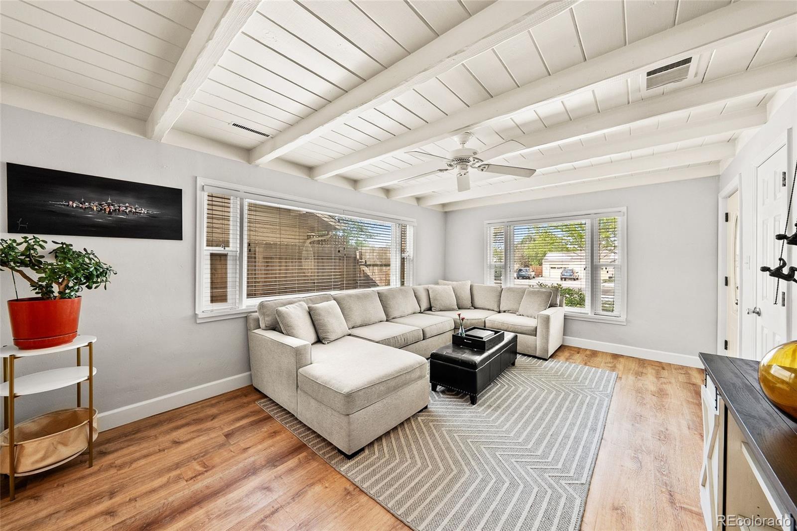 MLS Image #6 for 4676 s lincoln street,englewood, Colorado