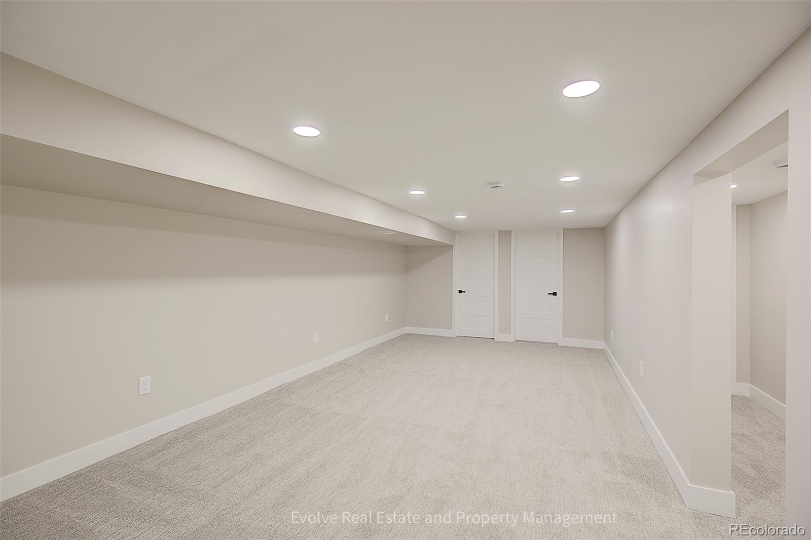 MLS Image #17 for 1359 s corona street,denver, Colorado