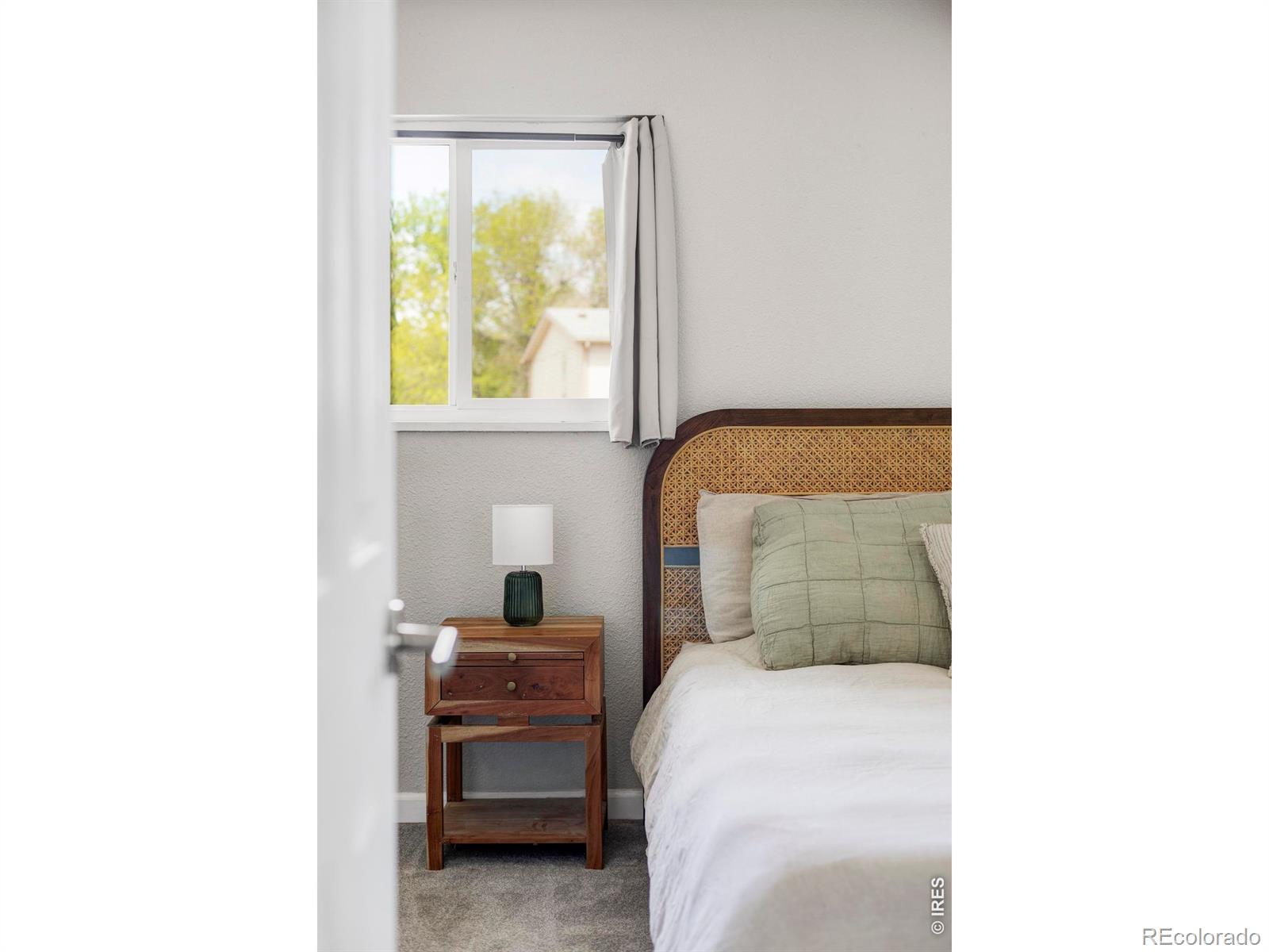 MLS Image #14 for 1446  elmwood lane,denver, Colorado