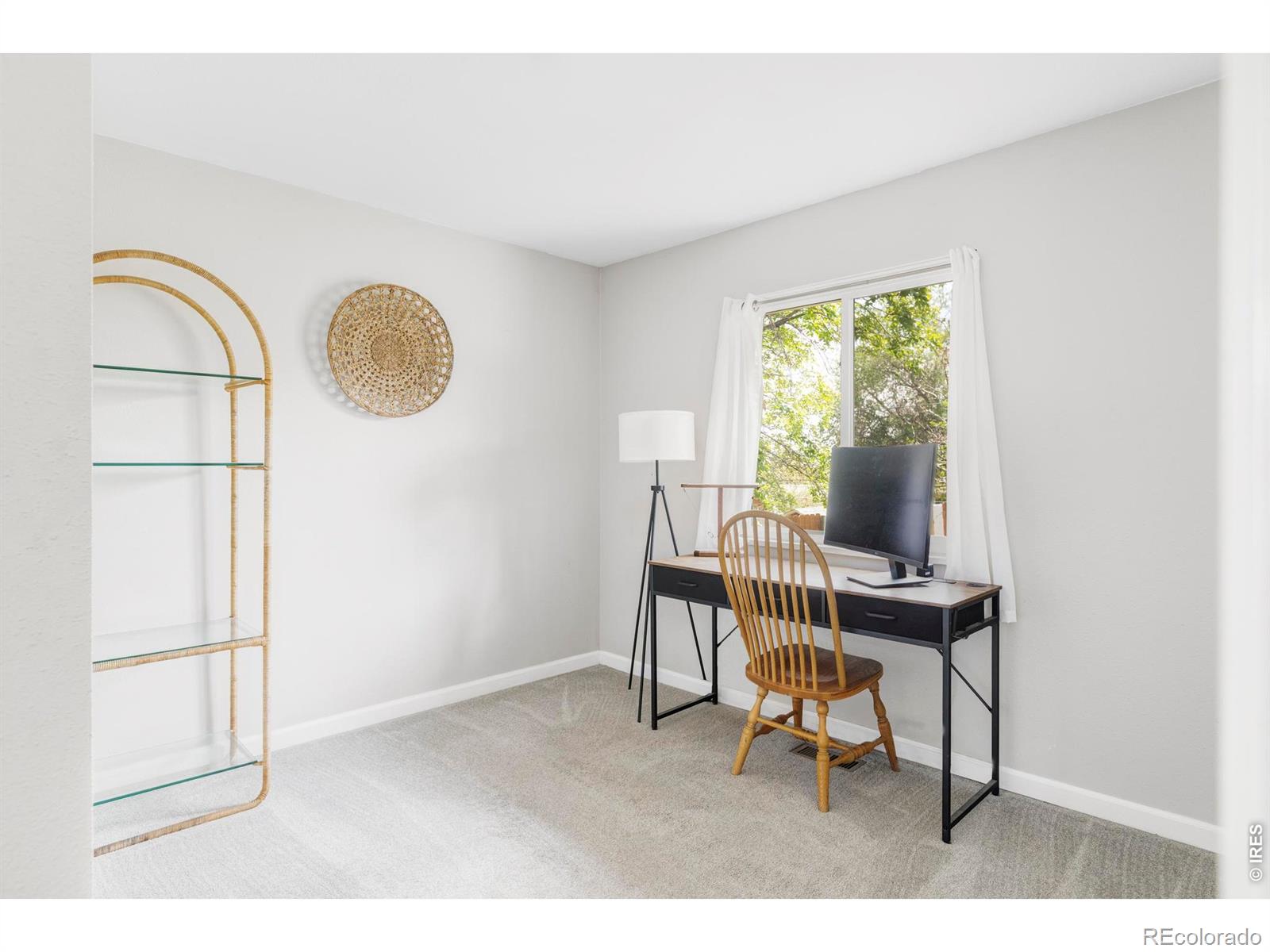 MLS Image #18 for 1446  elmwood lane,denver, Colorado