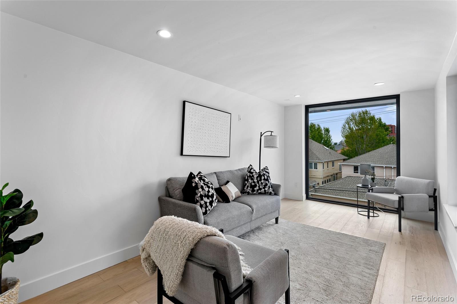 MLS Image #29 for 35 s jackson street,denver, Colorado