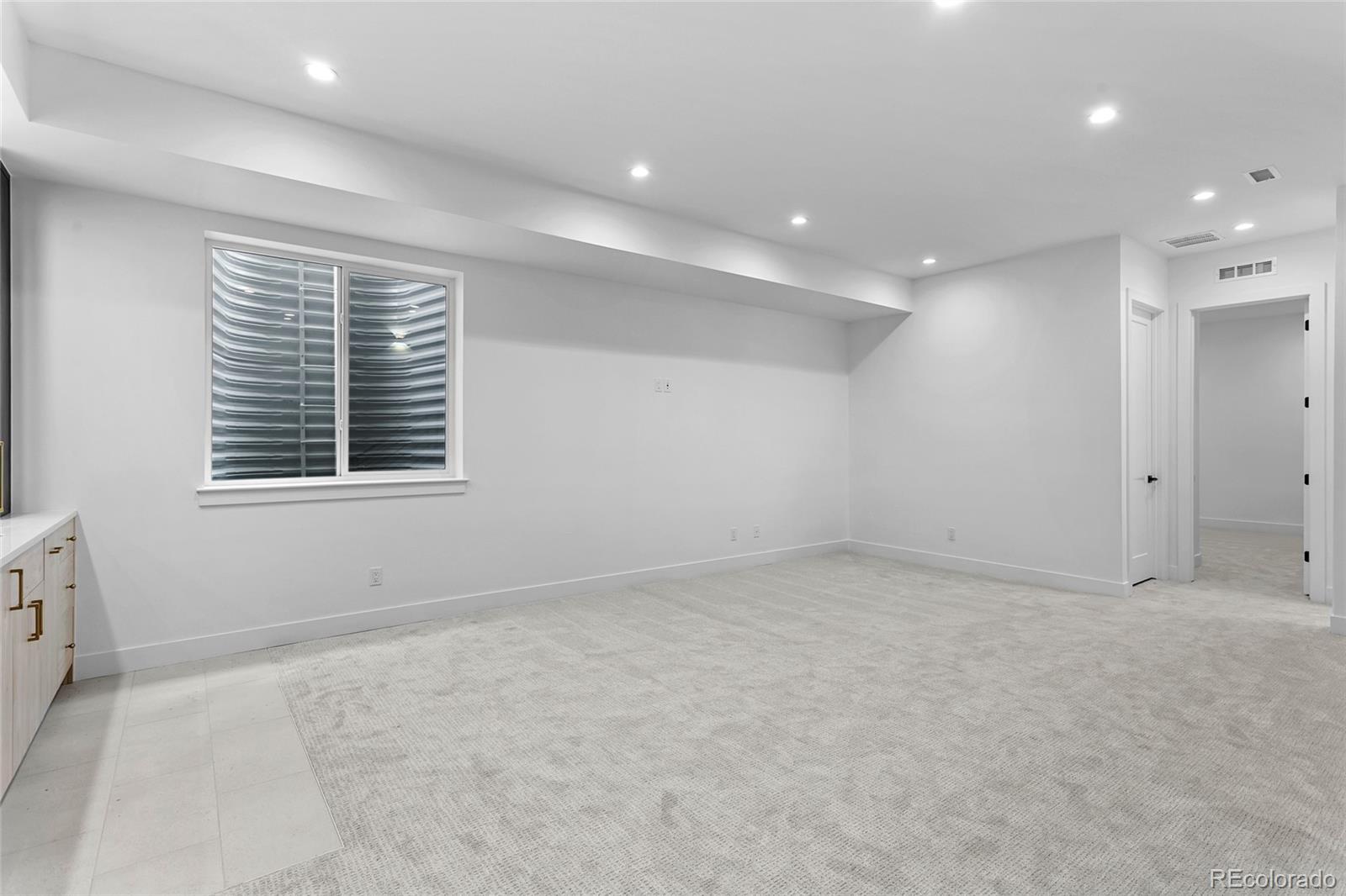 MLS Image #36 for 35 s jackson street,denver, Colorado