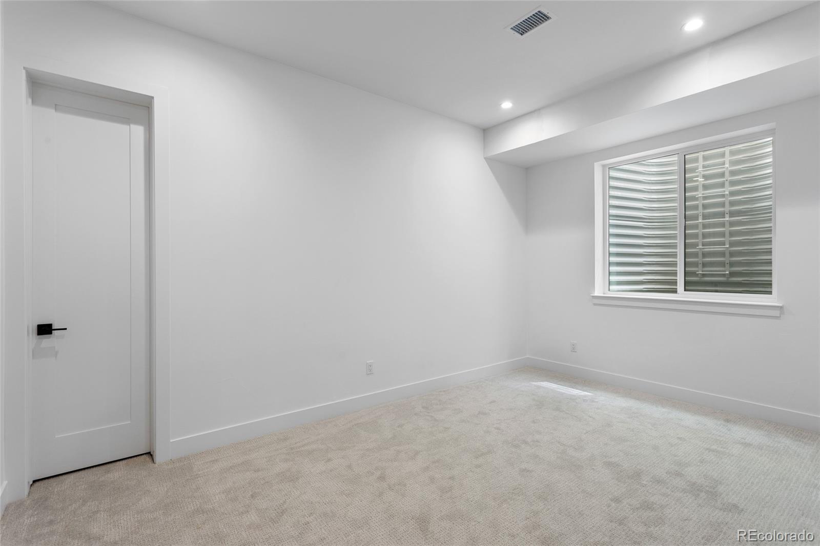MLS Image #39 for 35 s jackson street,denver, Colorado