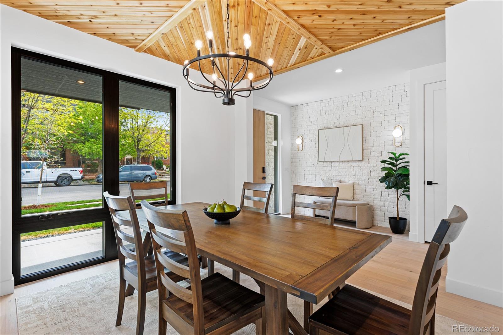 MLS Image #5 for 35 s jackson street,denver, Colorado