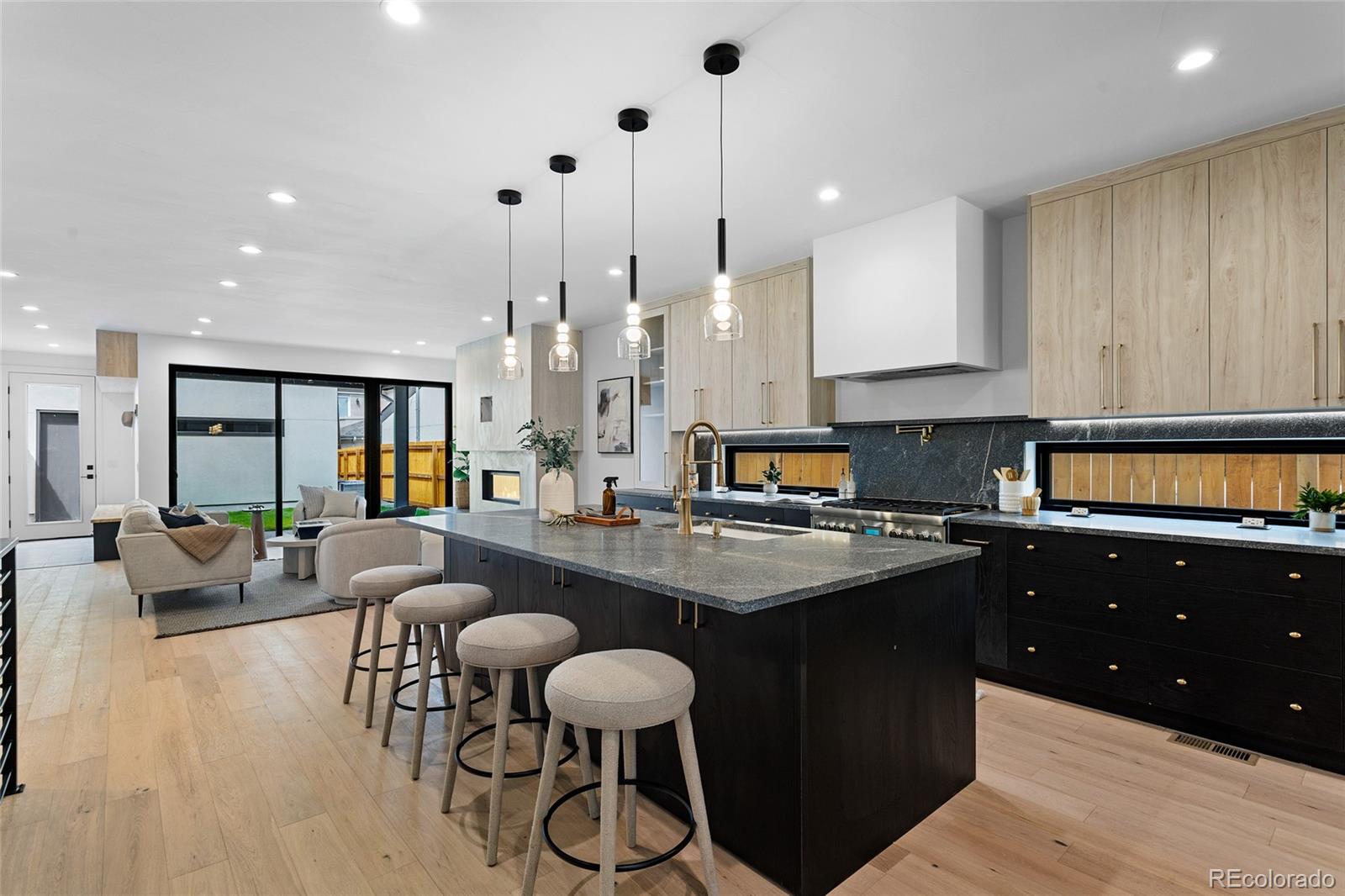 MLS Image #6 for 35 s jackson street,denver, Colorado