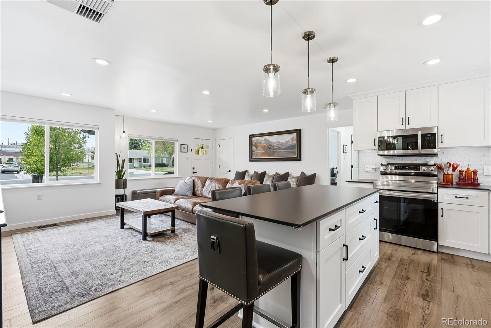 MLS Image #13 for 2815 s glencoe street,denver, Colorado