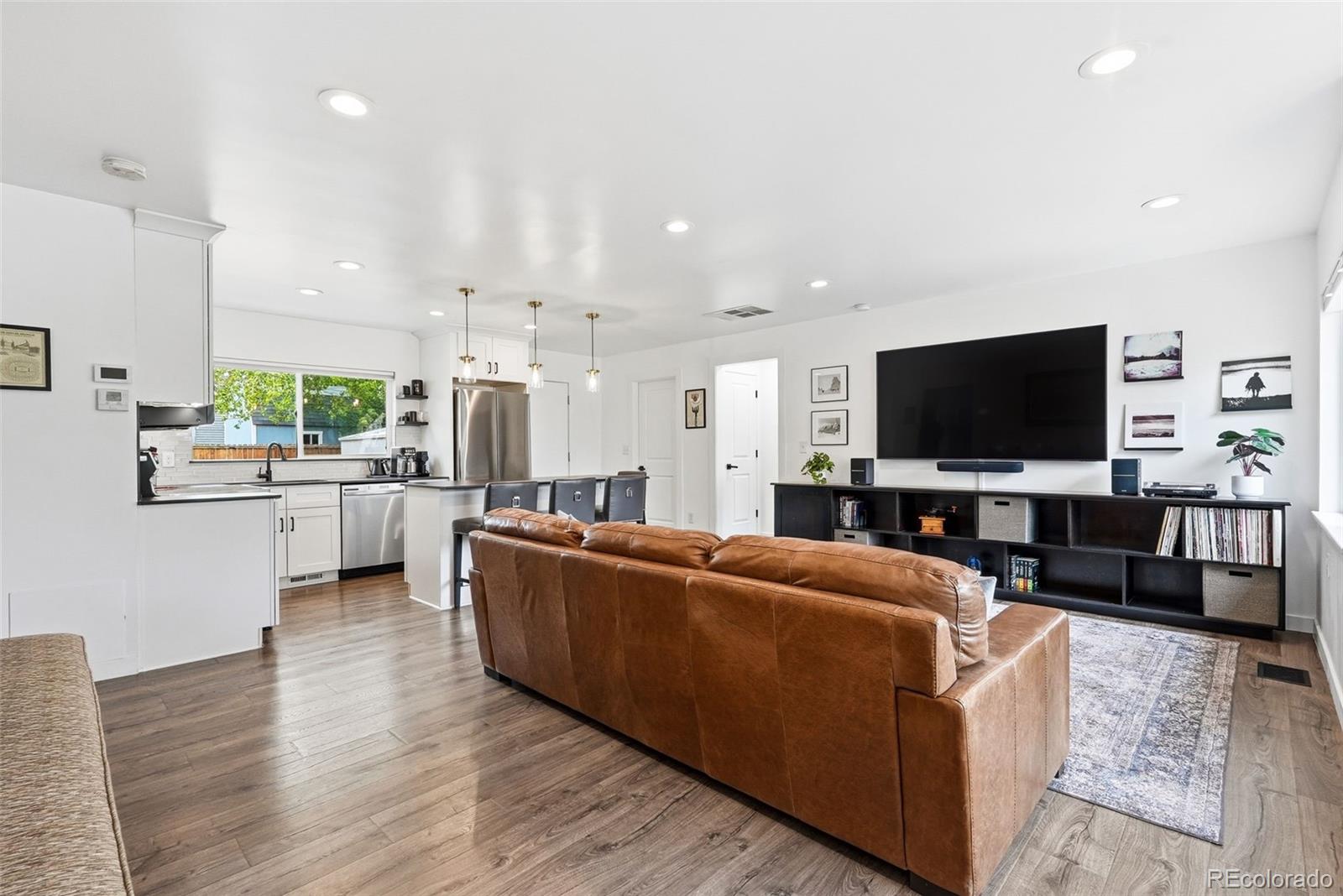 MLS Image #6 for 2815 s glencoe street,denver, Colorado