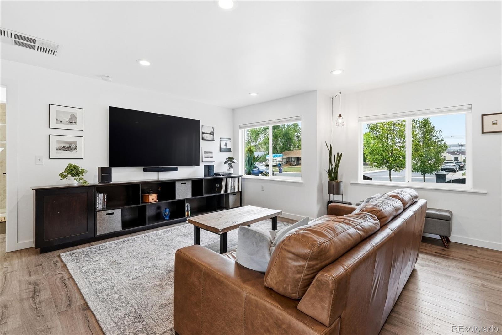 MLS Image #8 for 2815 s glencoe street,denver, Colorado