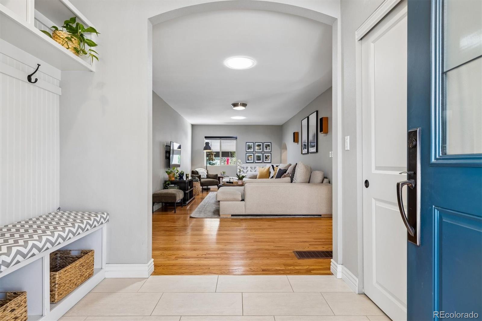 MLS Image #4 for 730  ivanhoe street,denver, Colorado