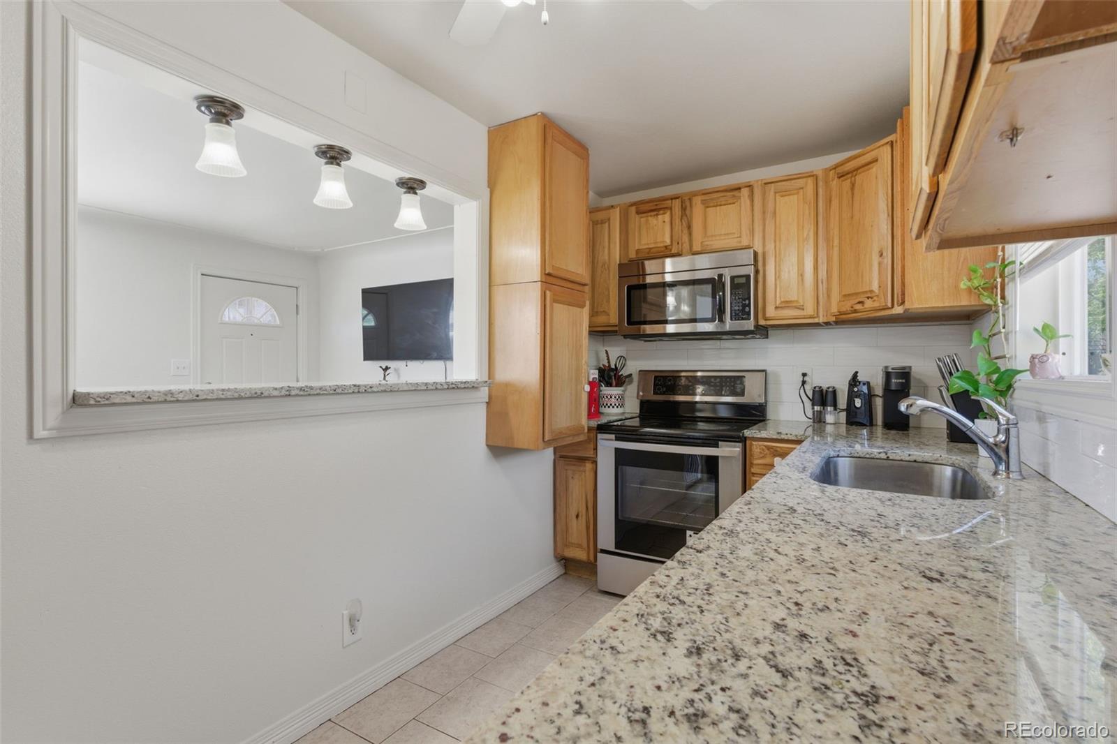 MLS Image #7 for 1257  macon ,aurora, Colorado